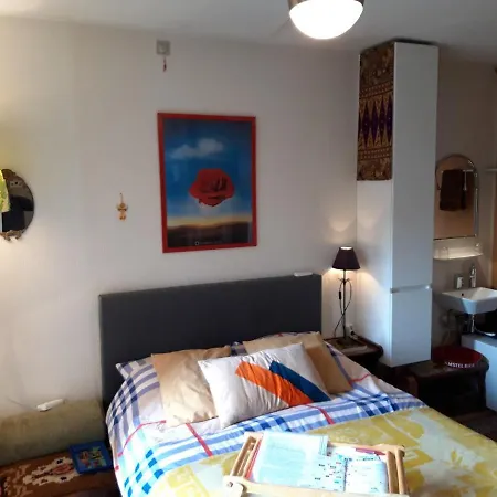 Ubytování v soukromí Homey Budget Bedroom